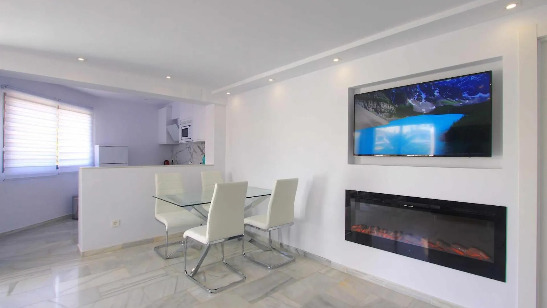 1108 Beachfront 2 Apartments With Roofterrace 80Mtrgt Beach 3 Pools location